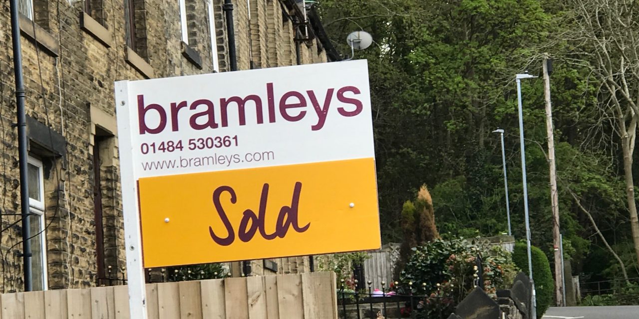 First-time buyers reveal top 10 viewing turn-offs in survey for Huddersfield-based Bramleys
