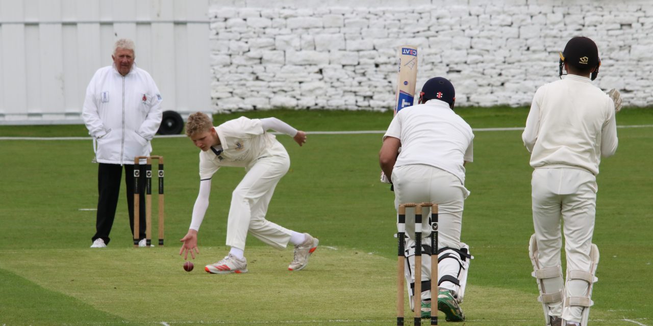 Honley take it to the Max and bowl themselves into title contention