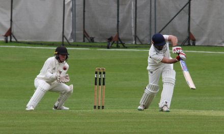 Chris Holliday hit a destructive 130 in Hoylandswaine’s season-best 409-7 as pursuit of fifth straight title continues