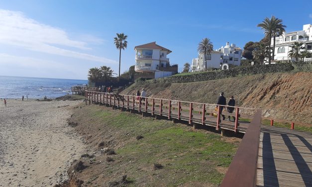 Brian Hayhurst treads the boards on the Malaga Coastal Path, sees evidence of the damaging Costa del Sol winds and hopes travel restrictions to Spain will be eased