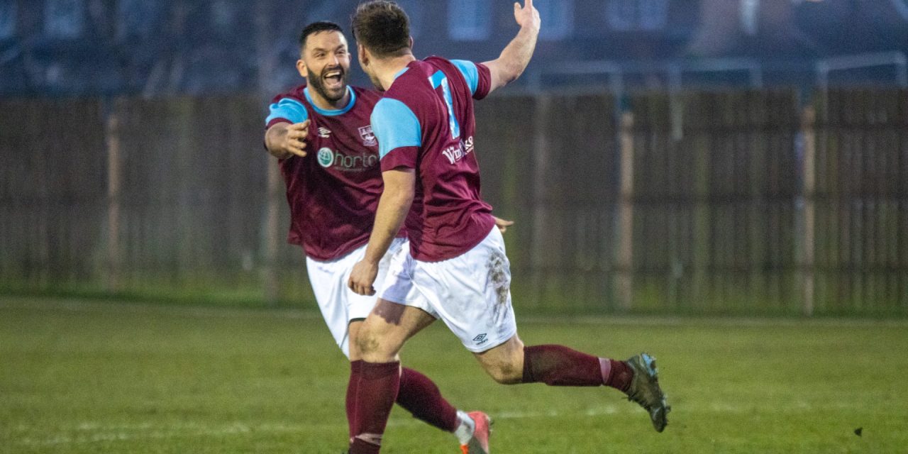 Mike Fish proves a great catch with debut goal but Emley AFC go down to late ‘smash and grab’