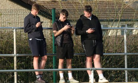 Fan Gallery: Kneesy does it, lads! Shorts and shades were the order of the day at Golcar United v AFC Blackpool on Saturday