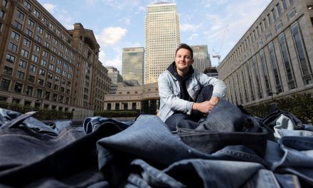 Ian Berry to celebrate sustainability by creating new artwork from unwanted denim for World Environment Day
