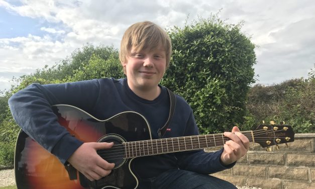 He looks like a young Ed Sheeran but self-taught musician Mason Whittle couldn’t play a note until two years ago – and now he’s on Spotify