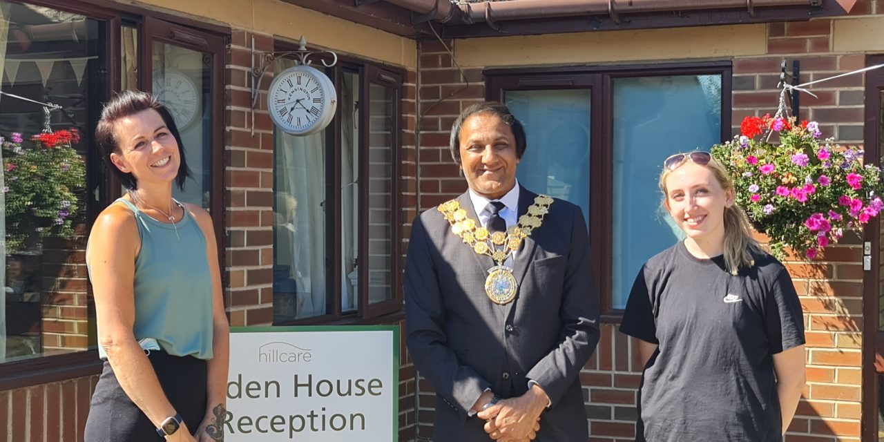 Mayor of Kirklees enjoys a toe-dipping cool down on visit to Aden House care home’s first summer fayre in over two years