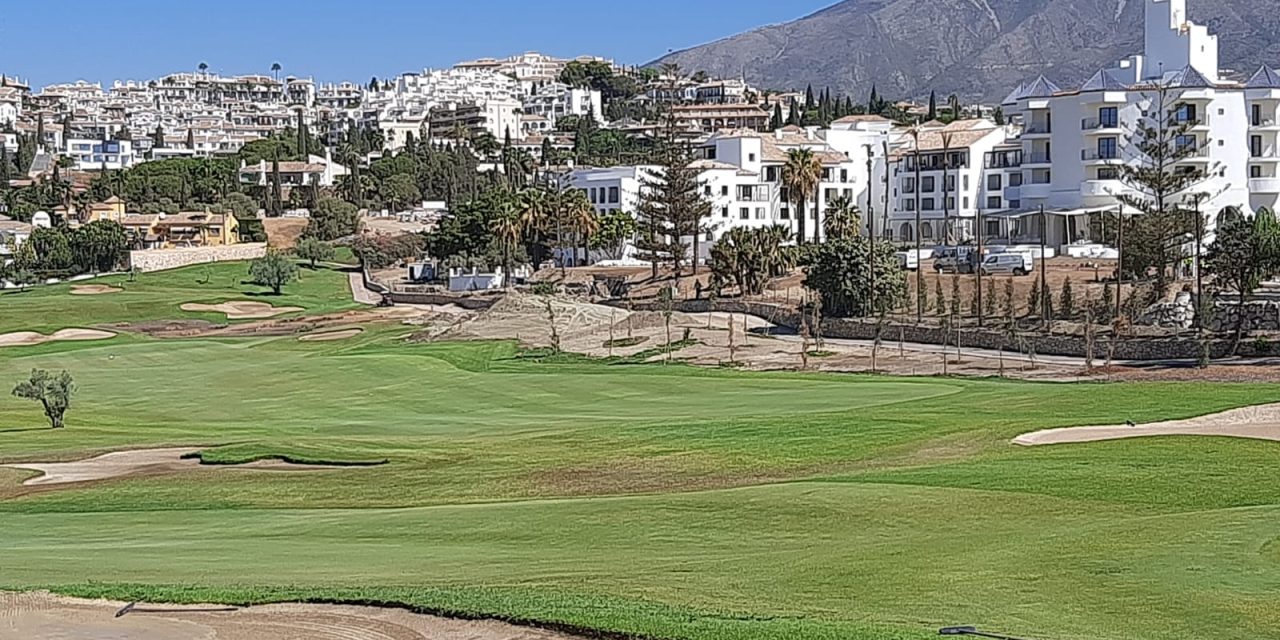 Brian Hayhurst looks at some of the Costa del Sol’s opulent hotels and takes a peek at the manicured courses of the Costa del Golf