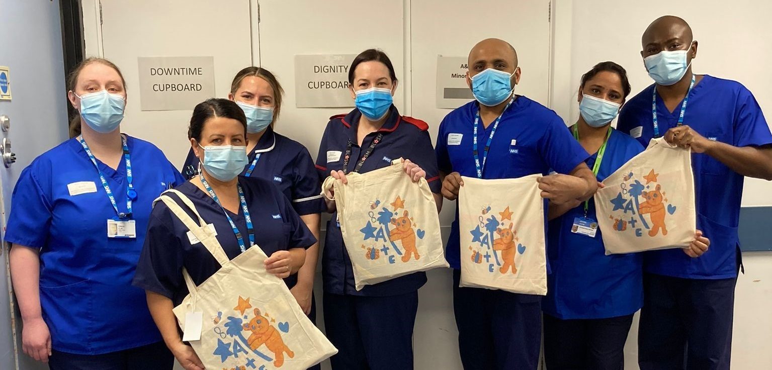 Bags for 2025 scrubs nhs