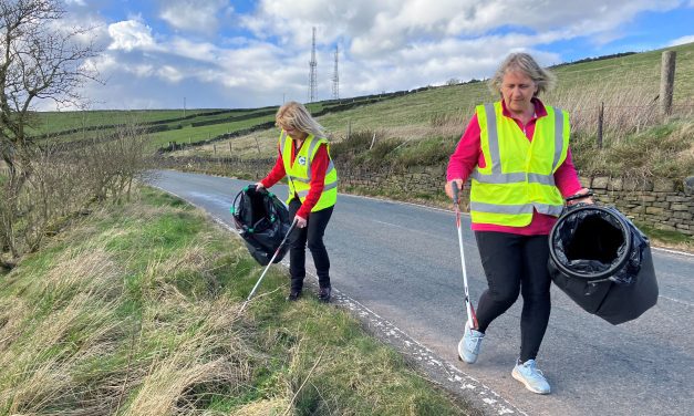 Meet the volunteer litter pickers on patrol in ‘bandit’ country