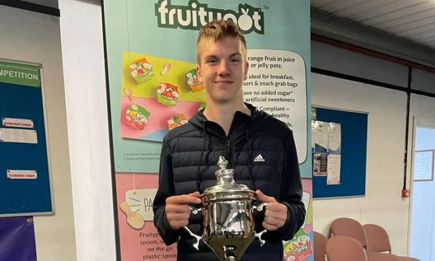 Thongsbridge’s Louis Hull wins Huddersfield Open Tennis Championships for second year running