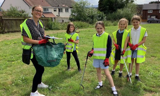 Youngsters in Kirkheaton learn the four Rs with a big community clean-up