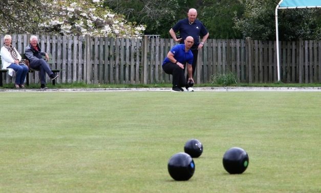 Free crown green bowling taster session at Greenhead Park on August Bank Holiday Monday