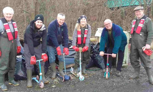 Environmental charity River Holme Connections leads ‘green scheme’ to make River Holme a haven for nature