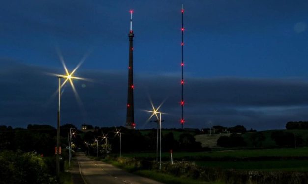 Helicopter to be brought in to dismantle second Emley Moor TV mast