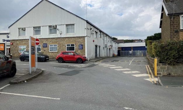 Hundreds of shoppers may have been wrongly hit with £100 fines for parking in supermarket car park