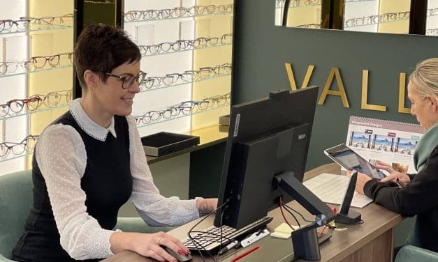 It’s World Sight Day and Valli Opticians has 4 top tips to help combat Computer Vision Syndrome