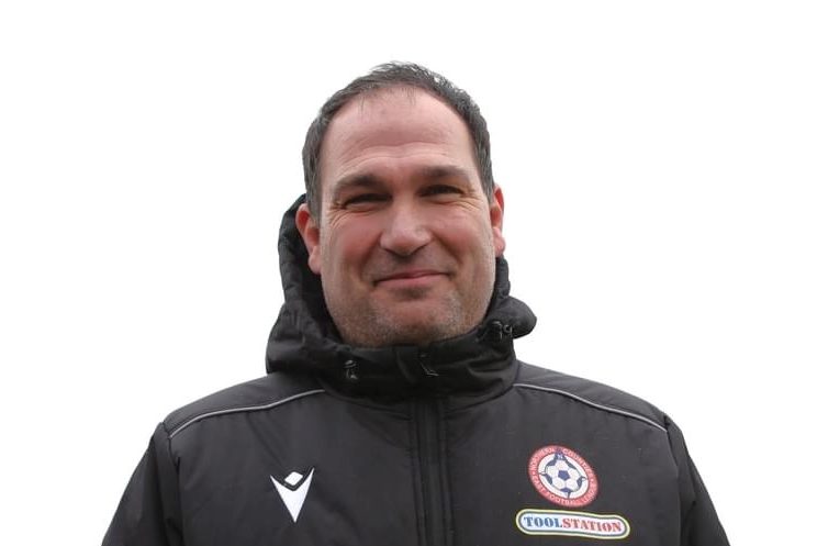 ‘Winning the league would mean everything’ says Emley AFC boss Richard Tracey