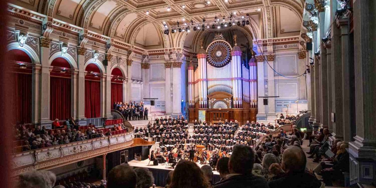 Huddersfield Choral Society celebrates the movies at Huddersfield Town Hall summer concert