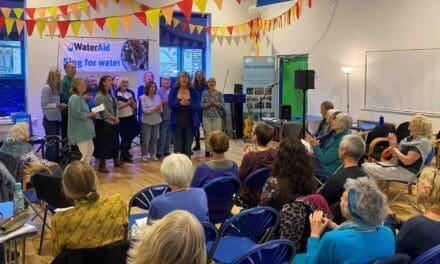 How singers are making a splash in Slaithwaite to raise money for WaterAid
