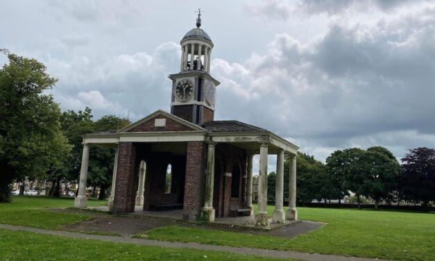 Councillors condemn ‘neglected’ state of historic Cloth Hall clock tower in Ravensknowle Park