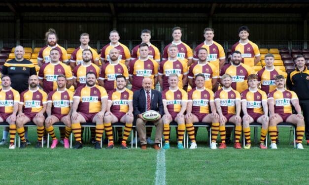 Huddersfield RUFC unveil retro-style kit with sponsors Estate Sawmills and BigBox Leisure Club