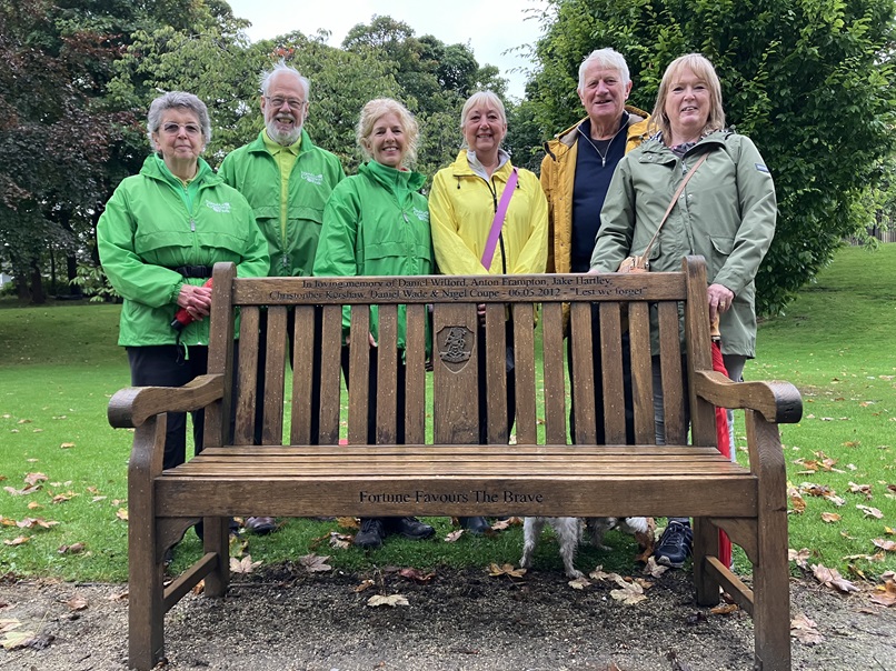 Poignant bench to fallen Huddersfield soldiers restored in Greenhead Park