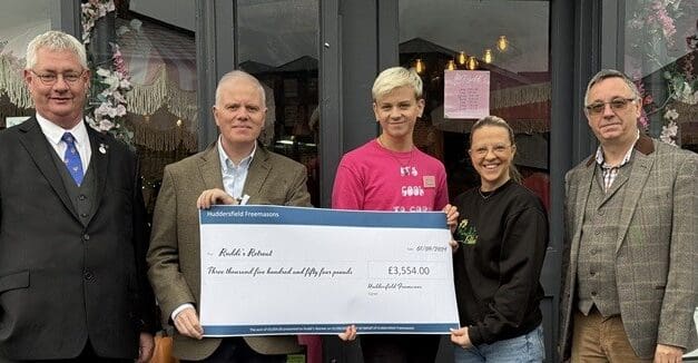 Freemasons donate more than £3,500 to Linthwaite-based Ruddi’s Retreat