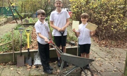 Climate change letters from Slaithwaite schoolchildren reach the heart of Government